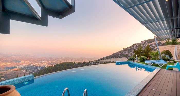 pool-handrails