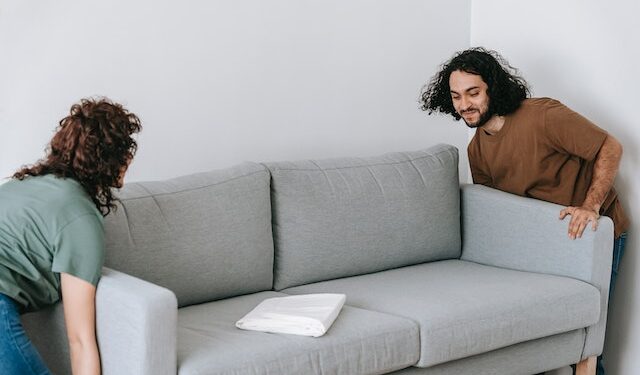 Moving-Heavy-Furniture